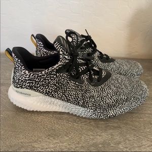 Wmns Adidas Alphabounce “Motion Capture”